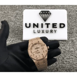 Audemars-Piguet-Royal-Oak-Iced-Out-Rose-Gold-Replica-1.webp Audemars Piguet Royal Oak AP160SF296 Iced Out Rose Gold Super Clone 1:1 Replica Watch | V-UNION