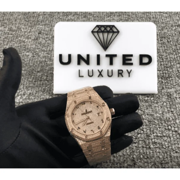 Audemars-Piguet-Royal-Oak-Iced-Out-Rose-Gold-Replica-1.webp Audemars Piguet Royal Oak AP160SF296 Iced Out Rose Gold Super Clone 1:1 Replica Watch | V-UNION