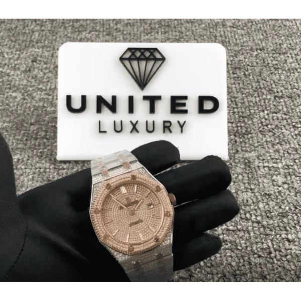 Audemars-Piguet-Royal-Oak-Selfwinding-15400SR.OO_.1220SR.01-Iced-Out-Replica-1.webp Audemars Piguet Royal Oak Iced Out Two-Tone 15400SR.OO.1220SR.01 Super Clone 1:1 Replica Watch | V-UNION