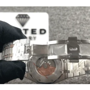 Audemars-Piguet-Royal-Oak-Selfwinding-15400SR.OO_.1220SR.01-Iced-Out-Replica-2.webp Audemars Piguet Royal Oak Iced Out Two-Tone 15400SR.OO.1220SR.01 Super Clone 1:1 Replica Watch | V-UNION