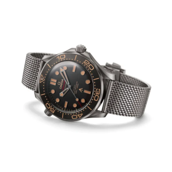 Seamaster-300M-007-Brown-Dial-Replica5.webp Omega Seamaster Diver 210.90.42.20.01.001 007 Edition Collector’s Super Clone 1:1 Replica Watch | V-UNION