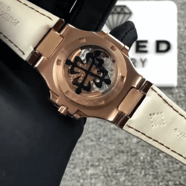 patek-philippe-5724r-001-replica-2.webp Patek Philippe Nautilus 5724 Baguette Diamonds 1:1 Super Clone 1:1 Replica Watch | V-UNION